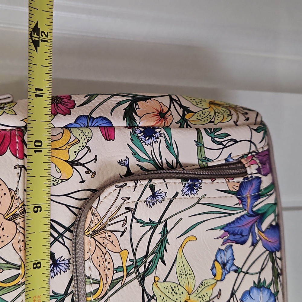 NWOT WOMENS PURSE - Picture 8 of 8